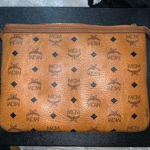 MCM POUCH